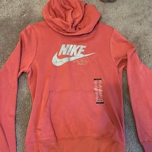 NWT | Nike women’s sweatshirt